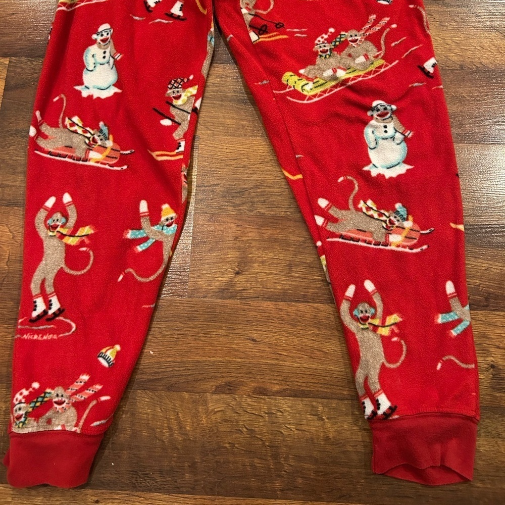 Nick & Nora Sock Monkey One Piece Pajama Zip M Women Red Ice Skating Sledding - Picture 2 of 8